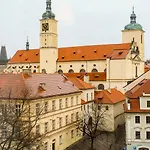 Residence Mysterius Old Town 4*