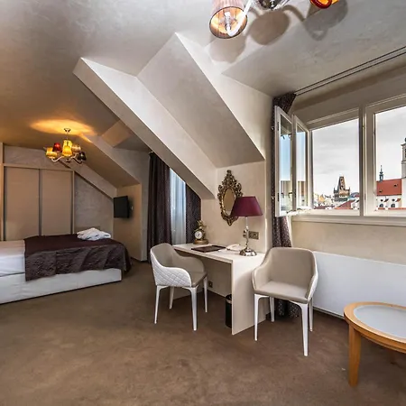 Hotel Mysterius Old Town