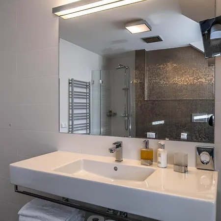 Mysterius Old Town Hotel 4*
