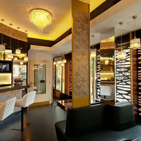 Residence Mysterius Old Town 4*