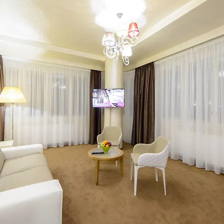 Residence Mysterius Old Town Hotell